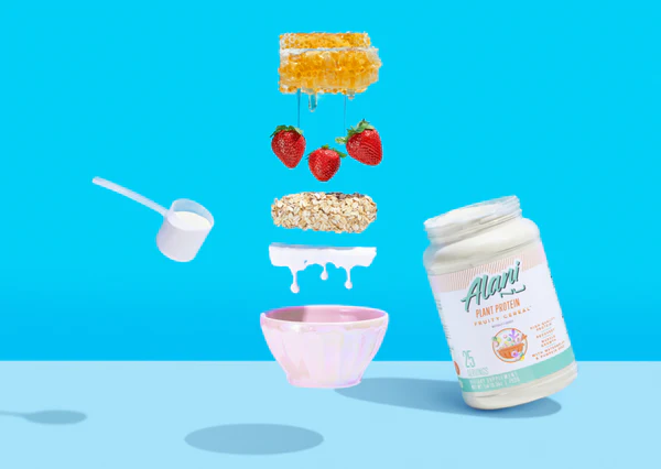 STRAWBERRY AND CREAM OATMEAL